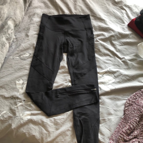 Lululemon Fleece lined Leggings 2 NWOT SOLD - Picture 1 of 8